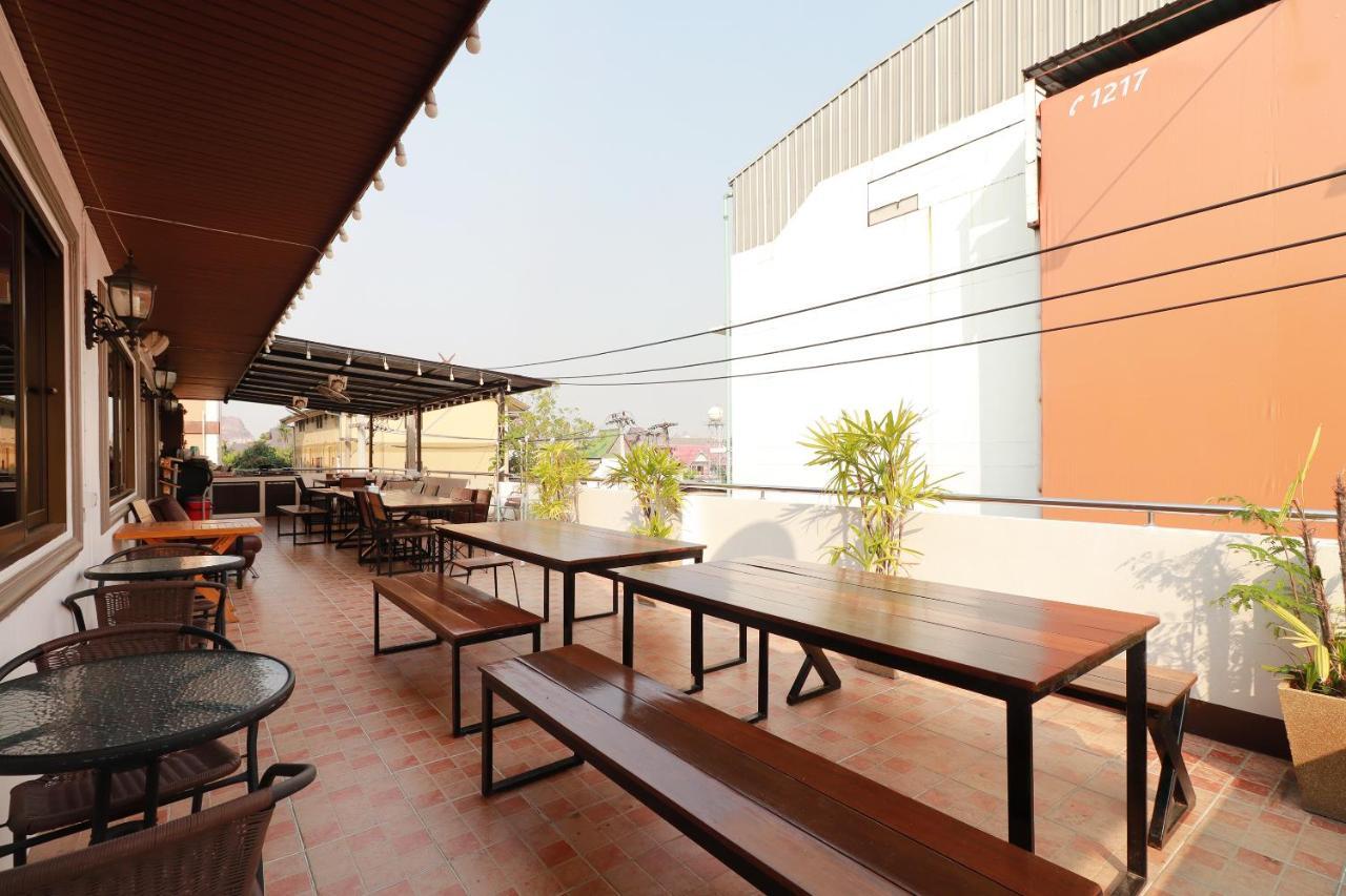Le Light House & Hostel Chiang Mai Exterior foto